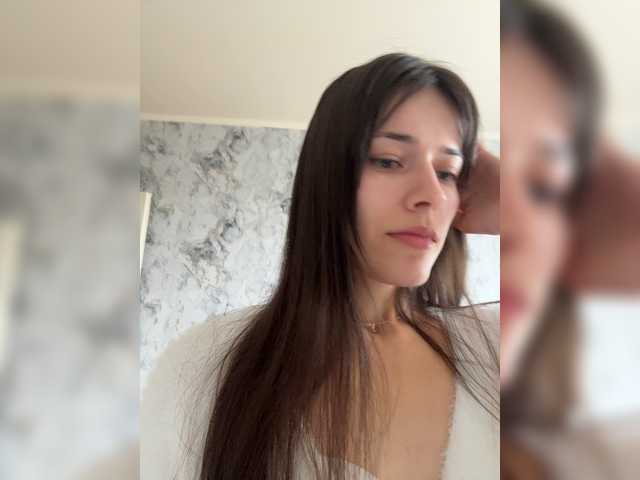 Sex chat gratuit in direct cu YourBella pe BongaCams