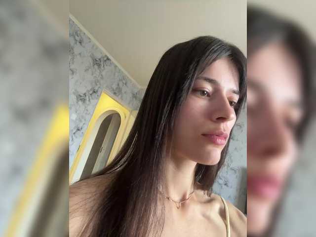 Sex chat gratuit in direct cu YourBella pe BongaCams