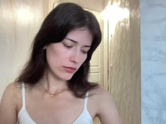 YourBella live cam on BongaCams