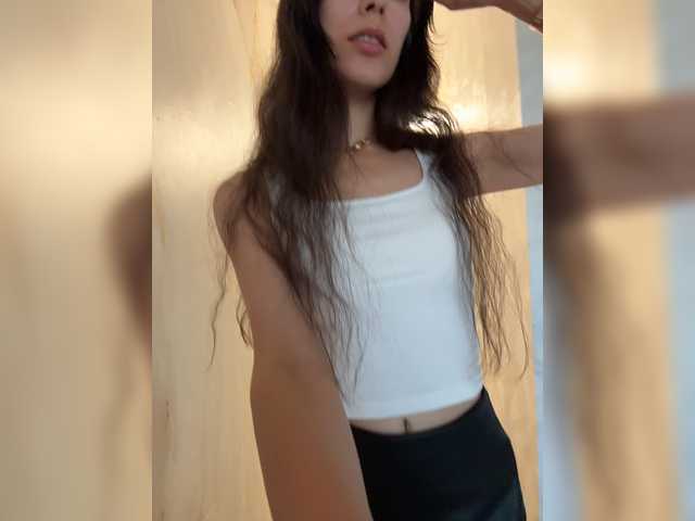 Sex chat gratuit in direct cu YourBella pe BongaCams