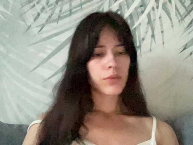 Sex chat gratuit in direct cu YourBella pe BongaCams