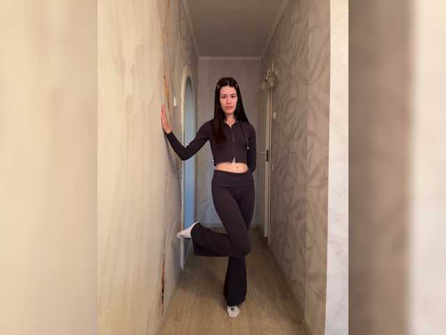 YourBella live cam on BongaCams