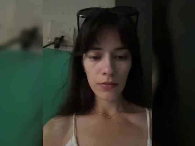 YourBella webcam