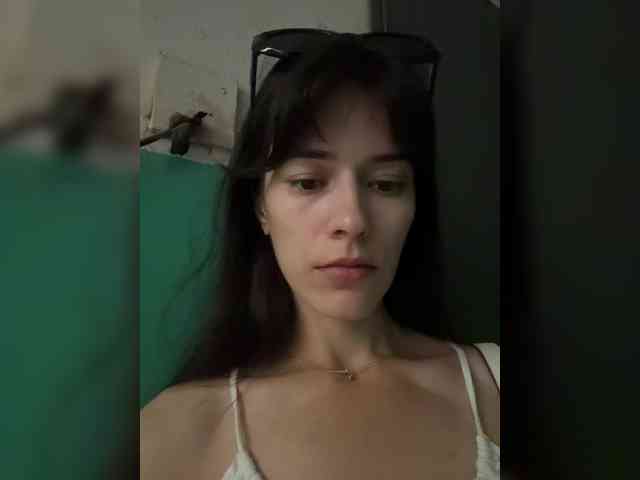 YourBella webcam