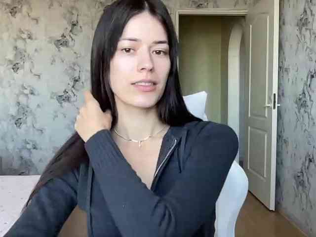 YourBella webcam