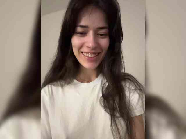YourBella webcam