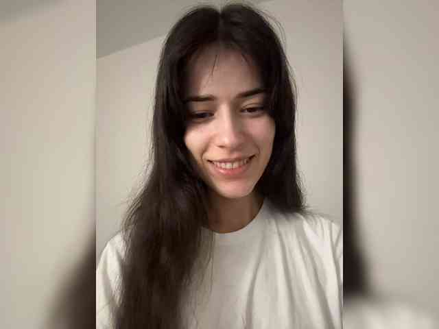 YourBella webcam