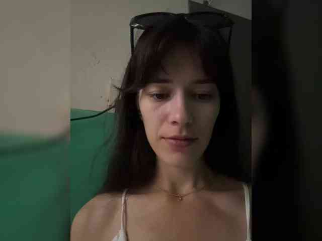 YourBella webcam