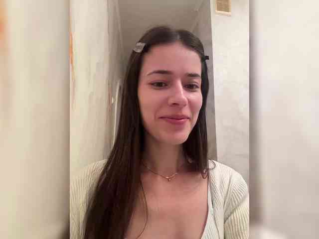 YourBella webcam