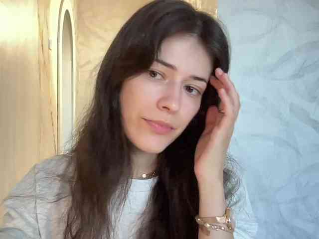 YourBella webcam