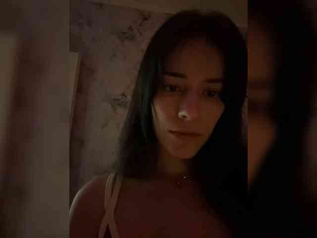 Model: YourBella