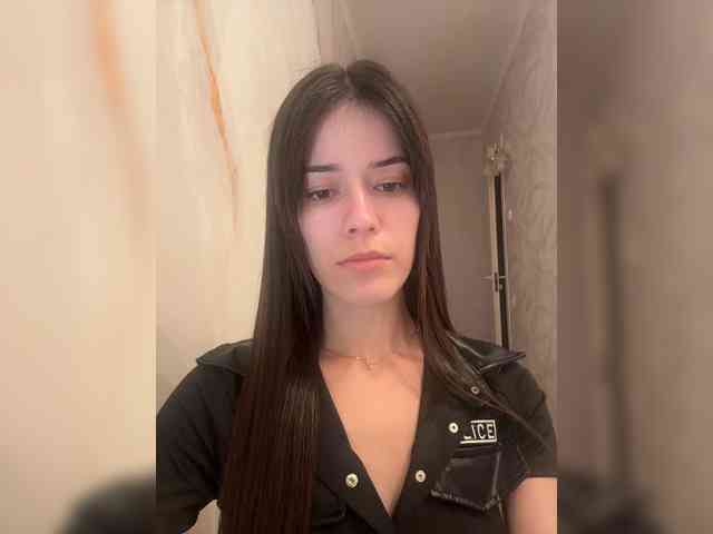YourBella webcam