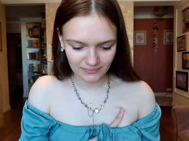 ElenaKeel live cam on BongaCams