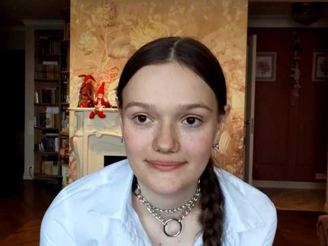 ElenaKeel live cam on BongaCams
