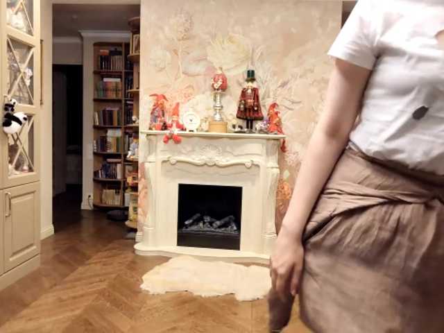 ElenaKeel live cam on BongaCams