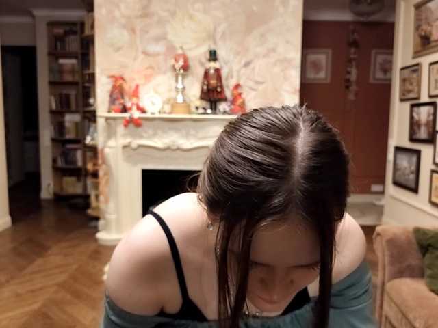 ElenaKeel live cam on BongaCams
