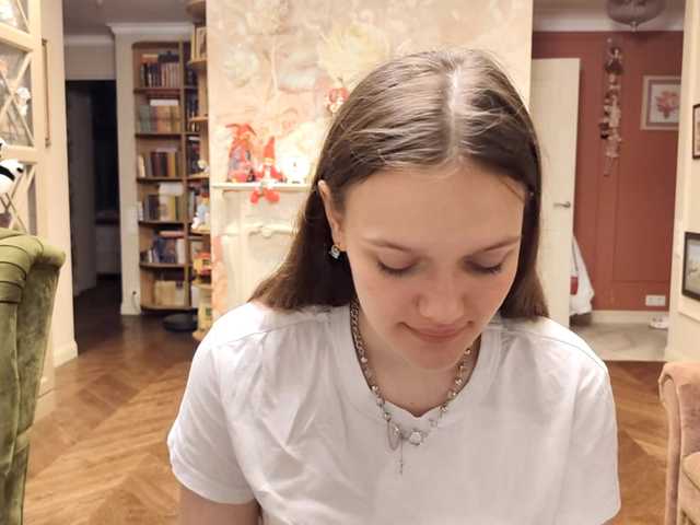 ElenaKeel live cam on BongaCams