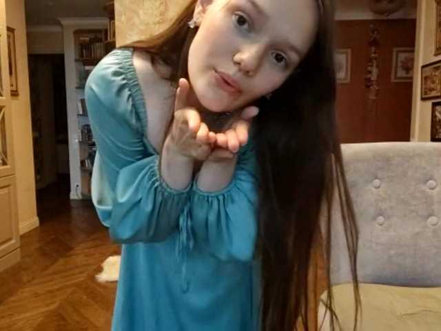 ElenaKeel live cam on BongaCams