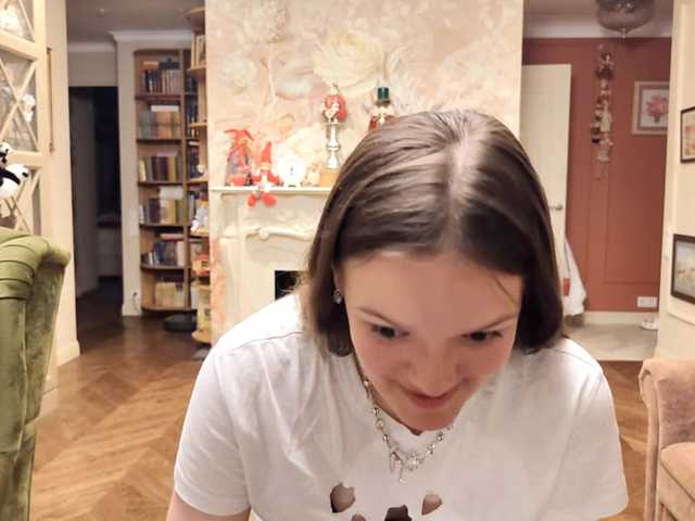 ElenaKeel live cam on BongaCams