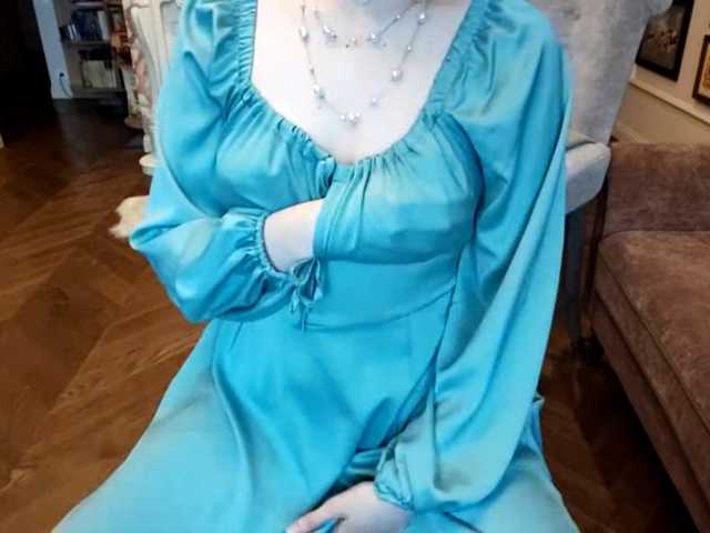 ElenaKeel live cam on BongaCams
