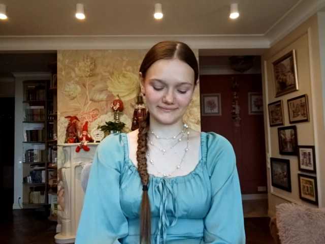 ElenaKeel live cam on BongaCams