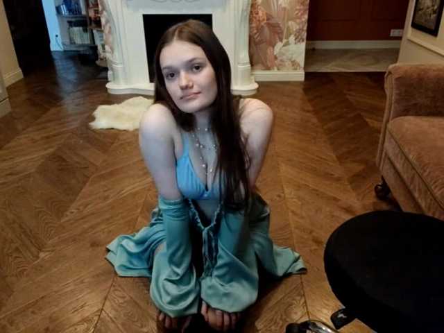ElenaKeel live cam on BongaCams