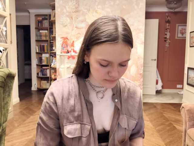 ElenaKeel live cam on BongaCams