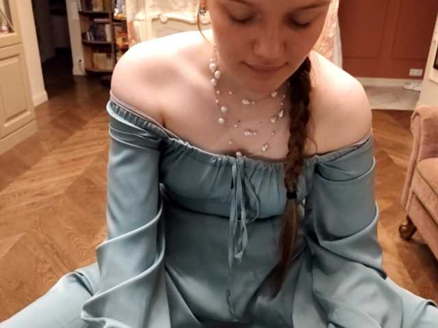 ElenaKeel live cam on BongaCams