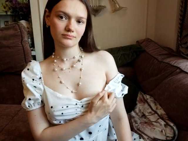 ElenaKeel live cam on BongaCams