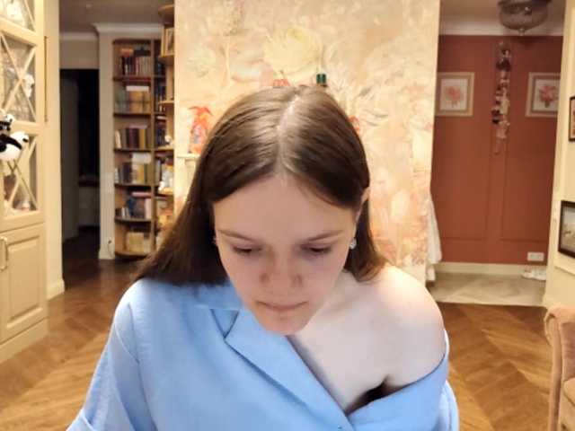 ElenaKeel live cam on BongaCams