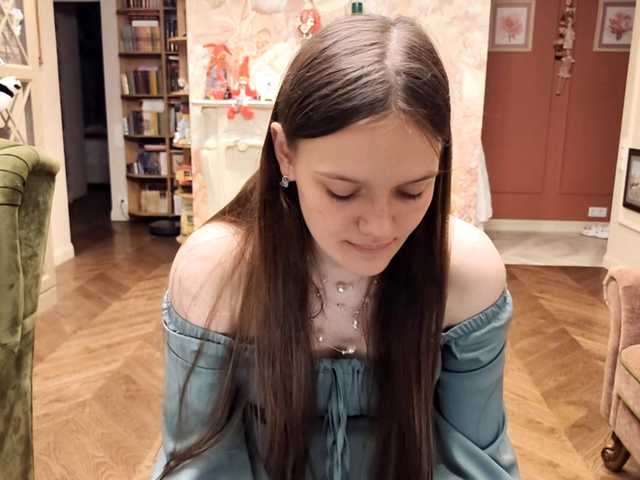 ElenaKeel live cam on BongaCams