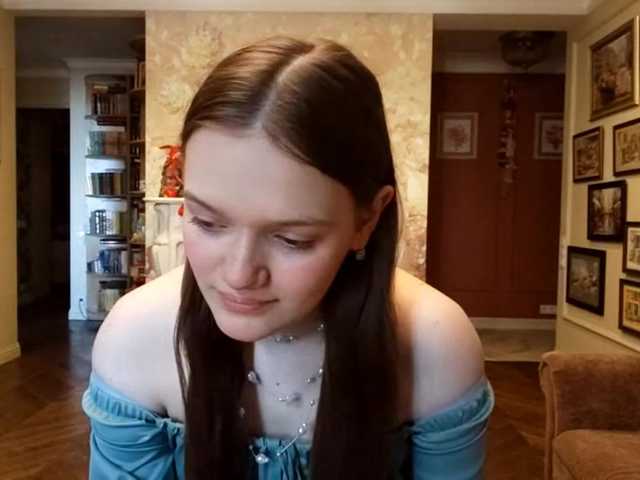 ElenaKeel live cam on BongaCams