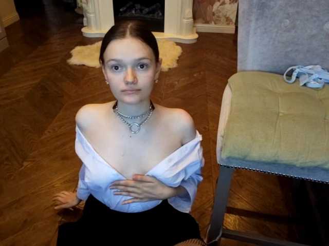 ElenaKeel live cam on BongaCams