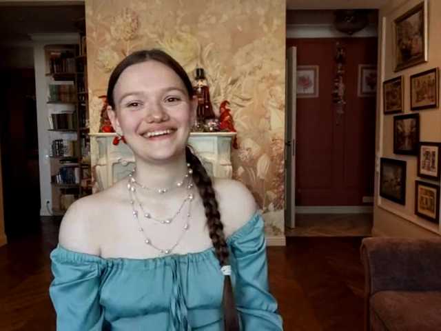 ElenaKeel live cam on BongaCams