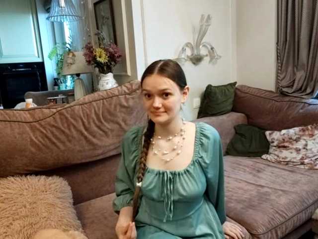 ElenaKeel live cam on BongaCams