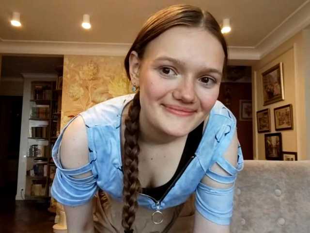 ElenaKeel live cam on BongaCams