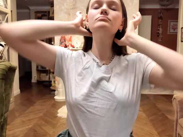 ElenaKeel live cam on BongaCams
