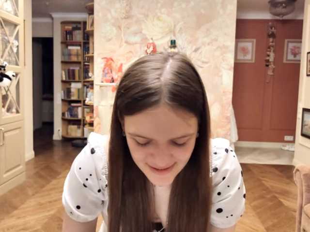 ElenaKeel live cam on BongaCams