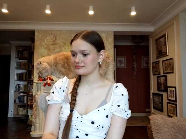 ElenaKeel live cam on BongaCams