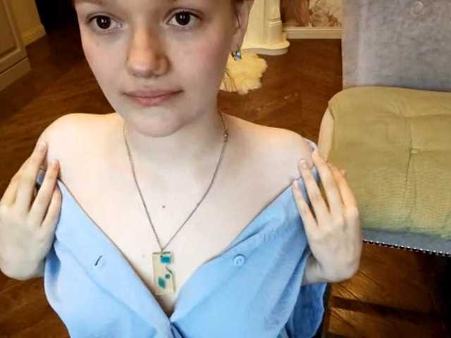ElenaKeel live cam on BongaCams