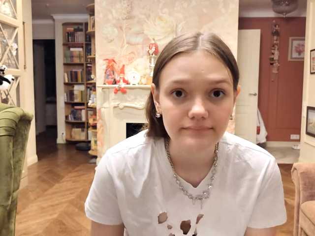 ElenaKeel live cam on BongaCams