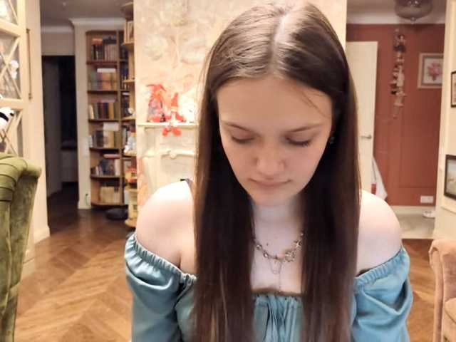 ElenaKeel live cam on BongaCams