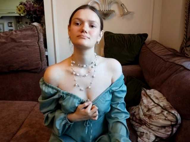 ElenaKeel live cam on BongaCams