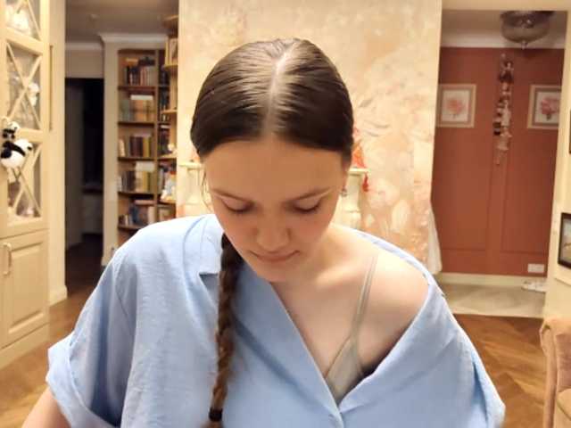 ElenaKeel live cam on BongaCams