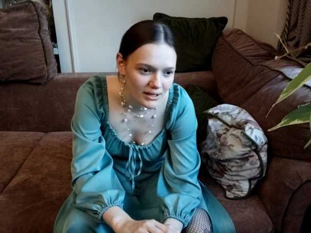 ElenaKeel live cam on BongaCams