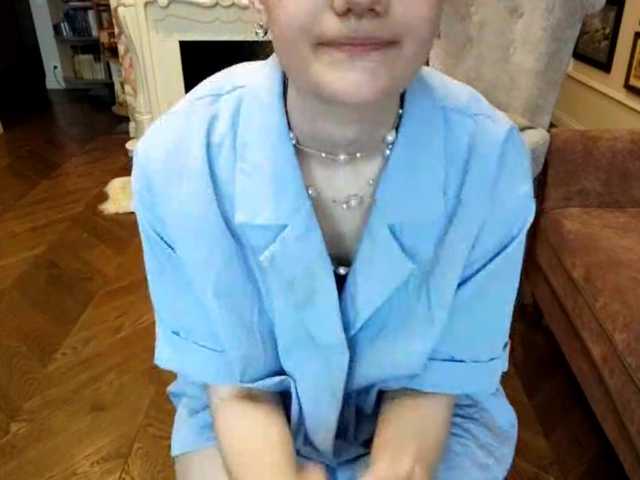 ElenaKeel live cam on BongaCams