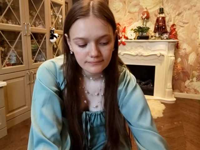 ElenaKeel live cam on BongaCams