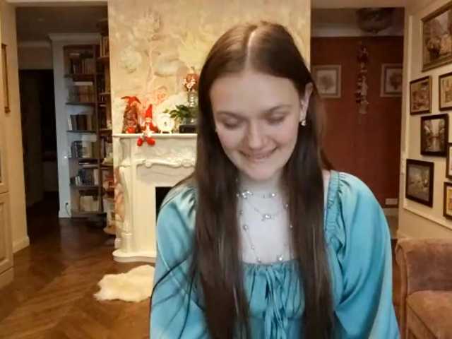 elenakeel cam belle