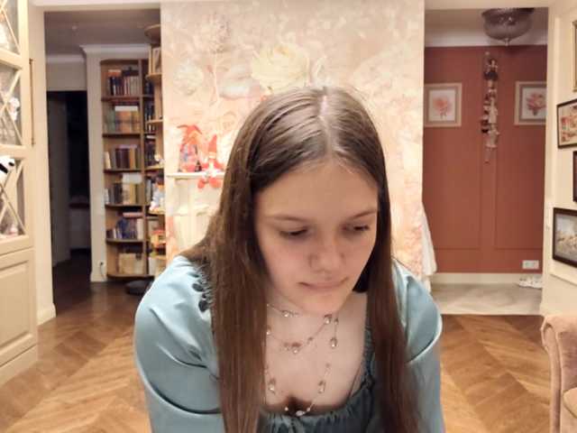 ElenaKeel live cam on BongaCams