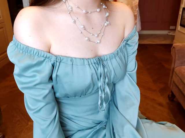 ElenaKeel live cam on BongaCams